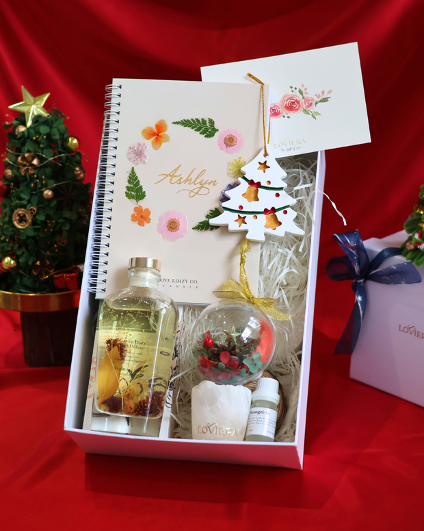 Snowy Blooms & Scents Gift Set