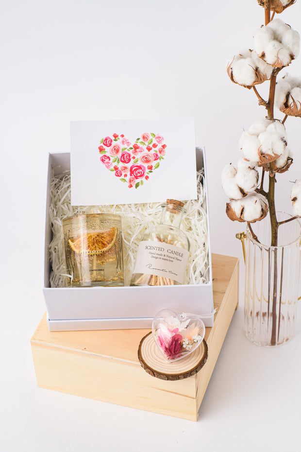 Cozy Corner Candle Gift Set